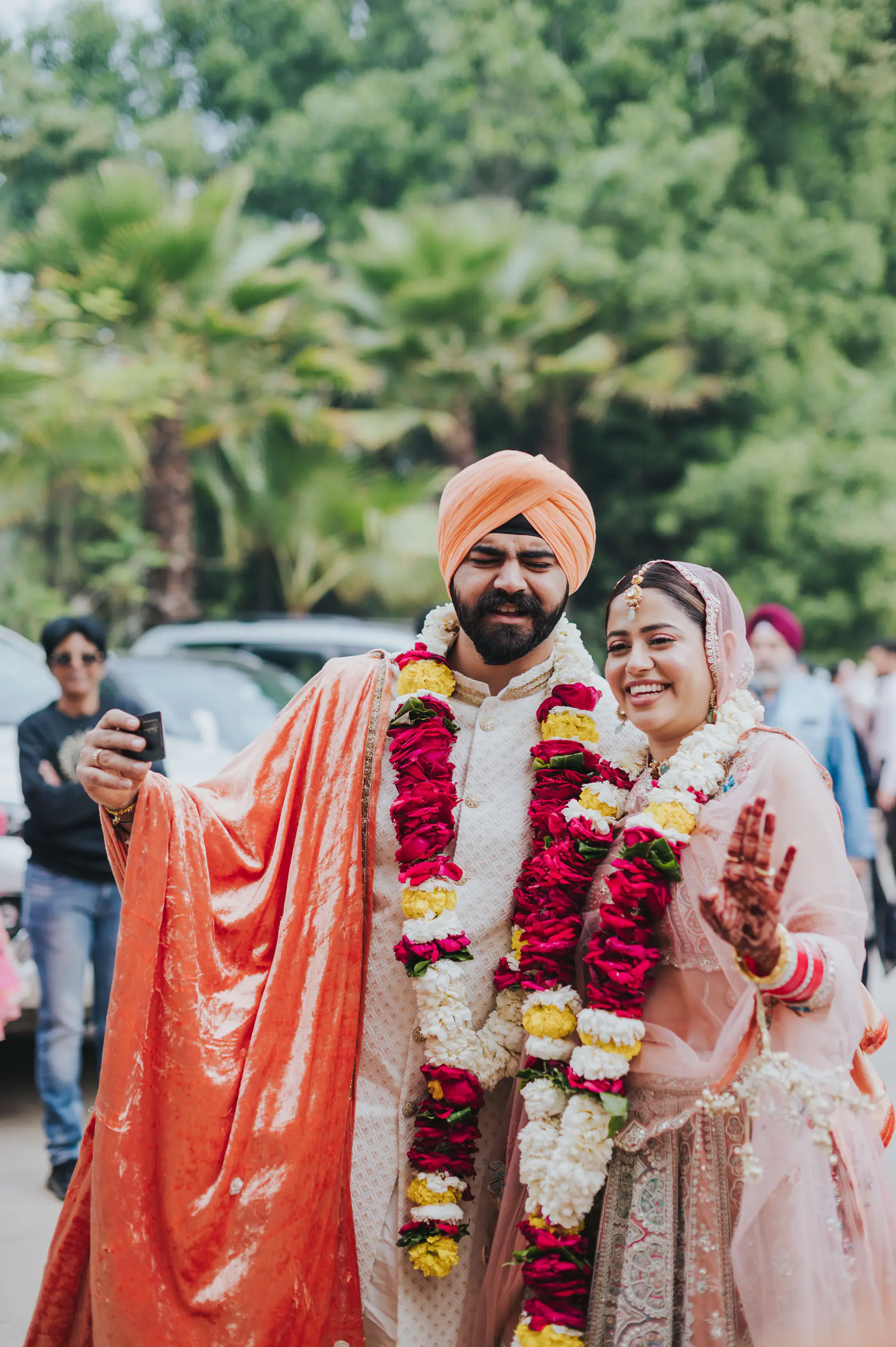 Indraneel and Sanchita photographed together during their phere