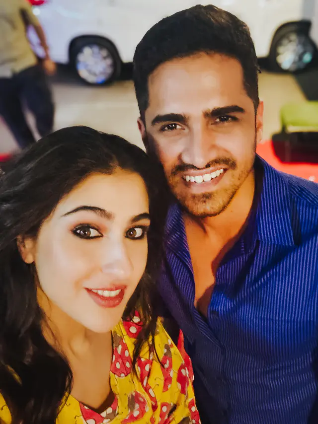 Arshaan Gandhi on set with Sara Ali Khan